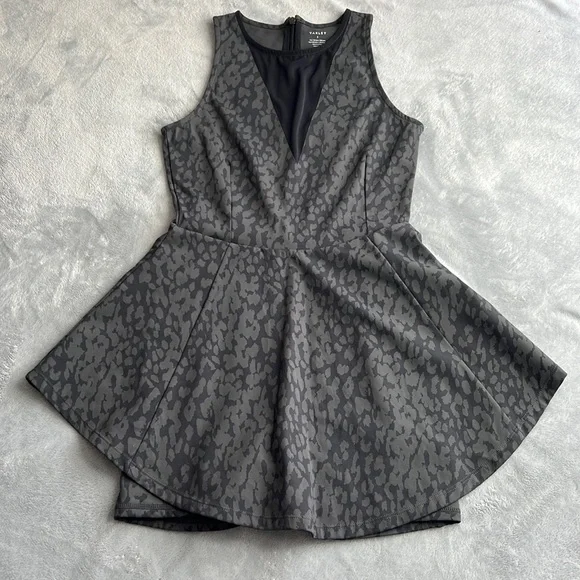 🎯Rare NWOT Varley Tennis Dress Shadow Animal Size Small - Picture 3 of 16